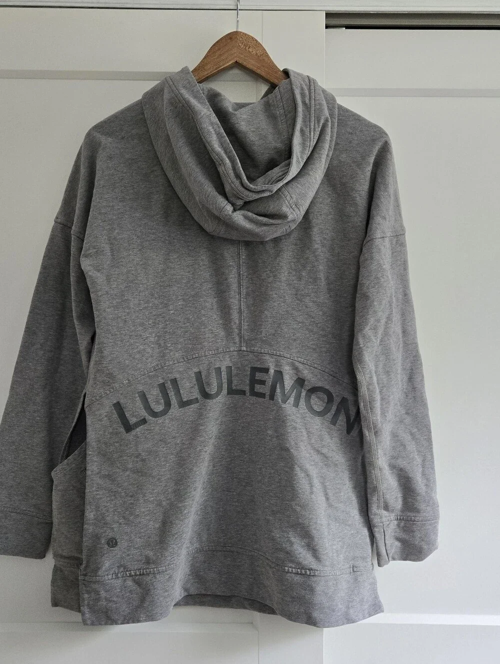 Lululemon Cut Above Hoodie Expression Womens Size 8 - Picture 2 of 12